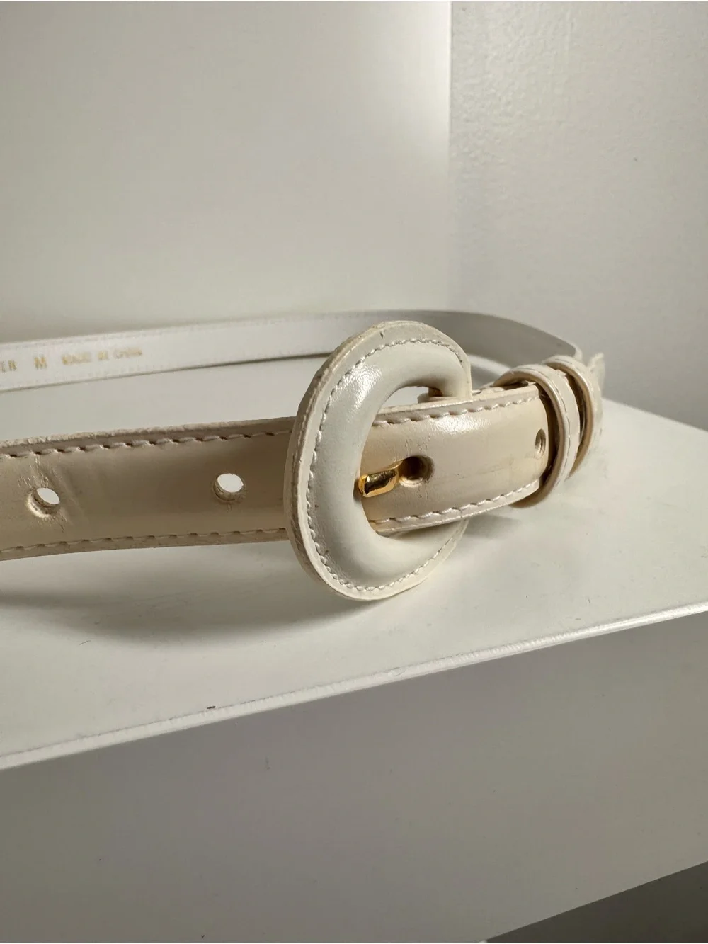 Women's Cream Patent Leather Belt with Gold Buckle